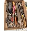 Image 1 : Assorted tools