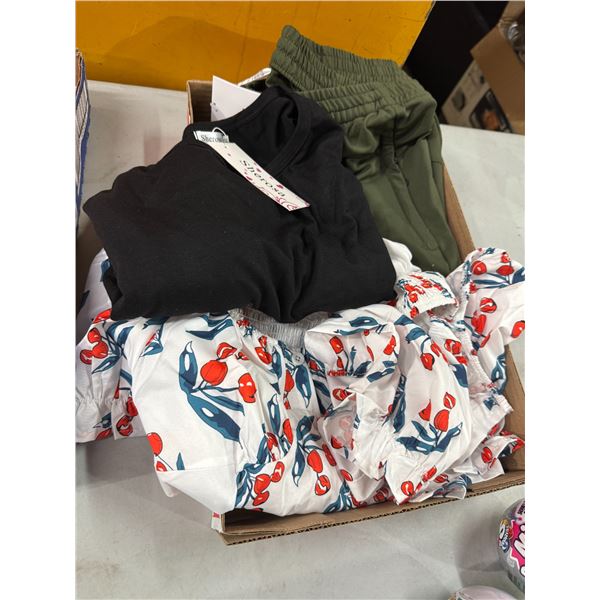 Assorted clothing, extra large