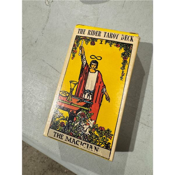 Tarot deck