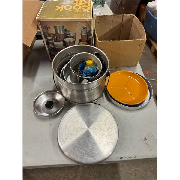 Camping cook set