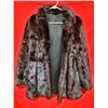 Image 1 : Size 11 Fur Coat