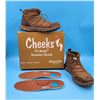 Image 1 : Cheeks Fit Body Sneaker Boots Size 10