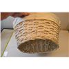 Image 2 : Antique Basket