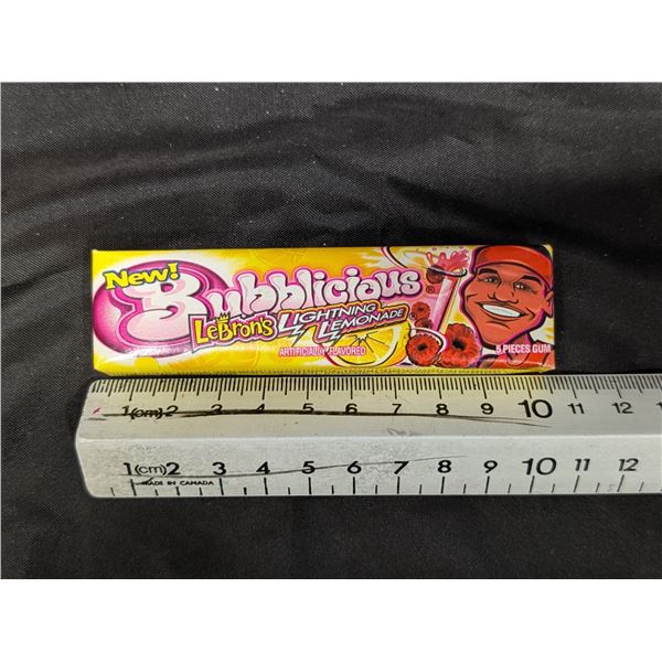 (RARE) 2003 Package of Lebron James Bubble Gum (Hubba Bubba)