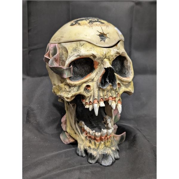 2002 Licensed Metallica Skull Ashtray (Top Comes off)