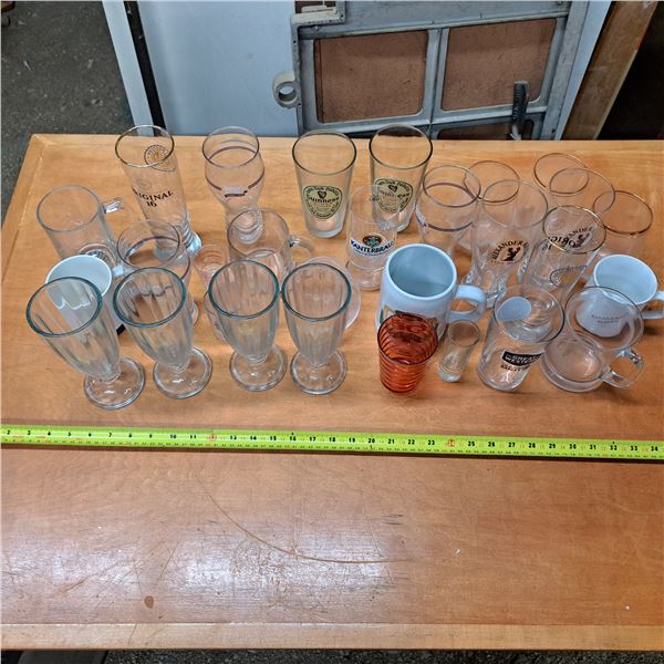 Lot of misc glasses and mugs
