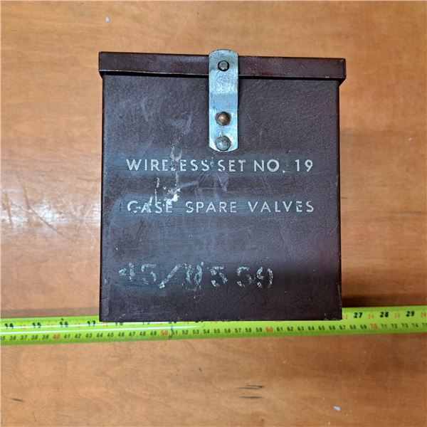 Box of wirless no. 19 case spare valves