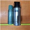 Image 1 : 2 thermoses