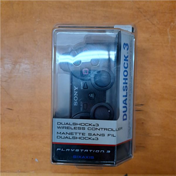 Dual shock 3 ps3 controler- new in box