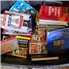 Image 2 : Tub of misc books