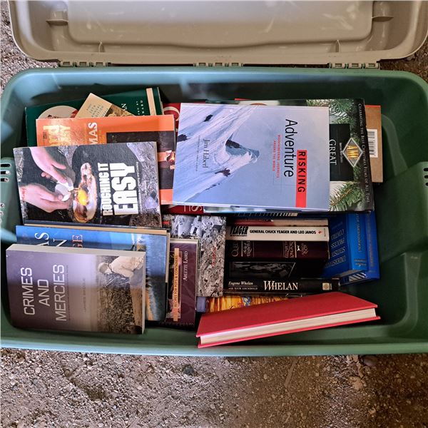 Tub of misc books