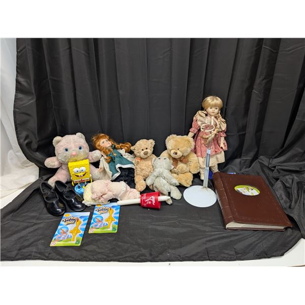 Misc. Box of Collectable Items