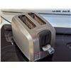 Image 3 : Black & Decker Stainless Steel Toaster and George Foreman Grill - working