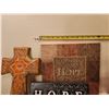 Image 4 : Home Decor Lot - 2 Hope signs, clay cross, large glass pot