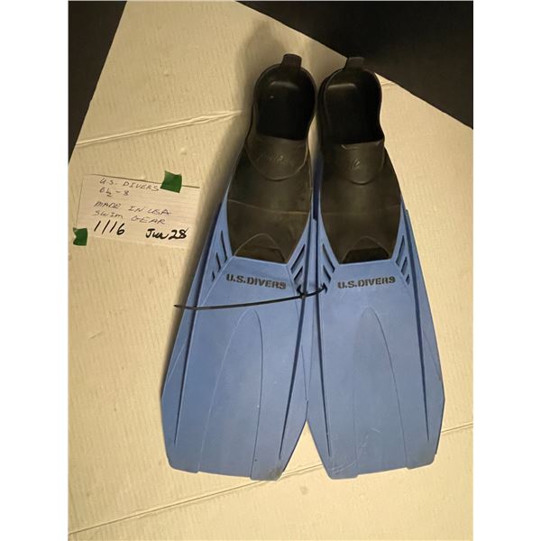 U.S. Divers fins - 6 ½ - 8 - Made in USA