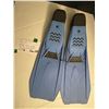 Image 2 : U.S. Divers fins - 6 ½ - 8 - Made in USA