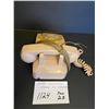 Image 2 : Rotary dial phone - North Electric - made in Canada