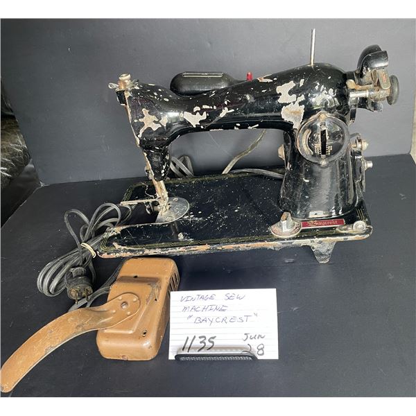 Vintage sewing machine - “Baycrest”
