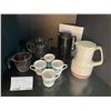 Image 1 : Anchor Hocking (8 cup) - Pyrex (2 cup) - Thermos (West Germany) - Mikasa (1L) Japan - 4 Corning mugs