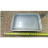 Image 1 : Cake Pan with Lid. (14.7"x10")
