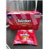 Image 1 : Twizzlers Gummies Strawberry 12 Pack of 90g