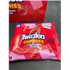 Image 2 : Twizzlers Gummies Strawberry 12 Pack of 90g