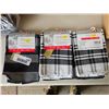 Image 3 : Lot of 3 Ð 12 Gourmet Pro 14 x 14 Inch Dish Cloths in Black and White