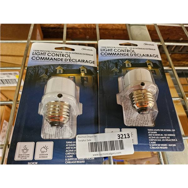 Lot of 2 Westek SL5C Light Control for 150W Indoor/Outdoor Use
