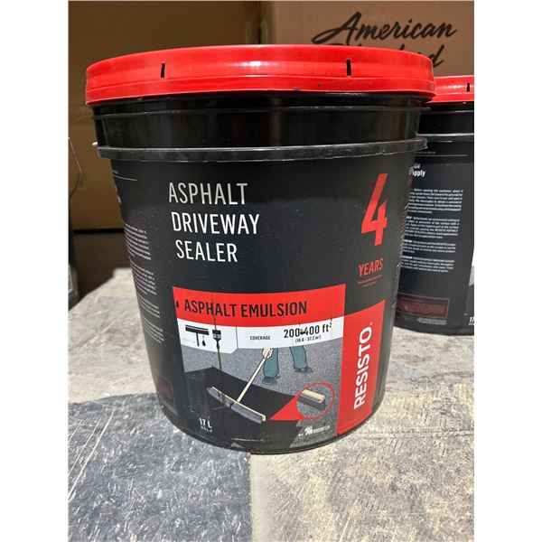 Resisto Asphalt Driveway Sealer, 17 L, Coverage 200-400 Sq Ft