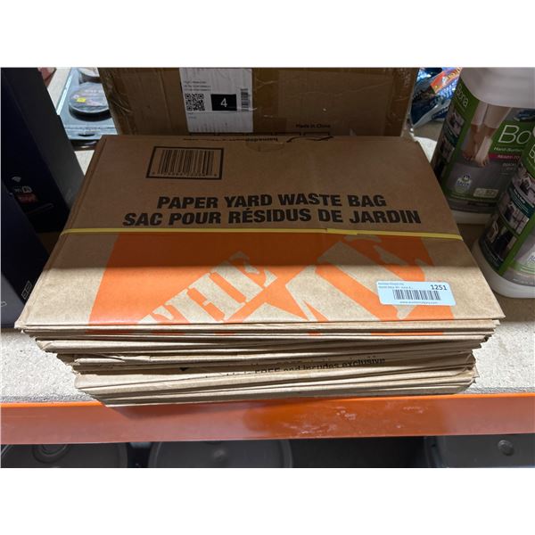 Lot ofv  Paper Yard Waste Bags