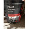 Image 2 : Asphalt Driveway Sealer, Asphalt Emulsion, 17 L