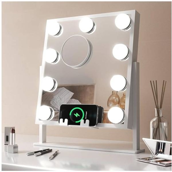 Fancii Maddie Vanity Mirror with BT Speaker and Wireless Charging