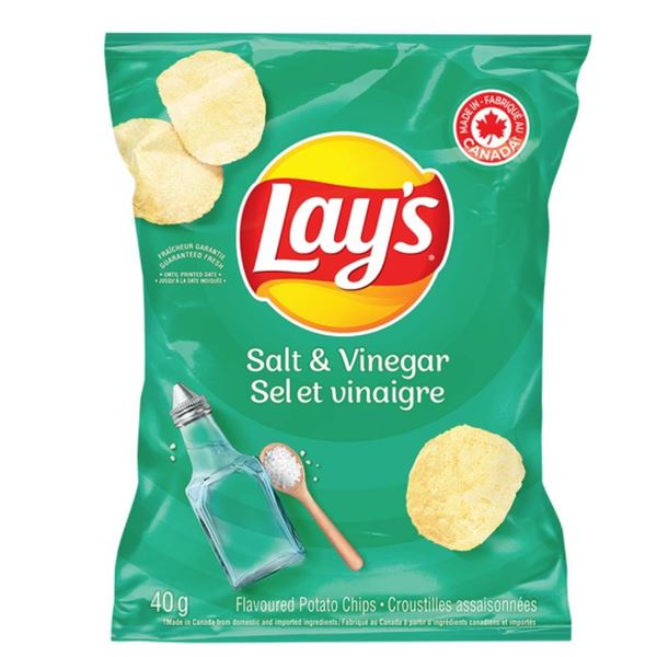Lay’s Salt & Vinegar Potato Chips, 40 Bags, 40g Each, Single Serve Size