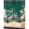 Image 2 : Maison Perrier Sparkling Water 12 x 1L Pack – Pink Grapefruit Flavor