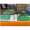 Image 1 : Scotts Turf Builder Green Max Lawn Food and Multi-Season Lawn Fertilizer Set