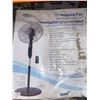 Image 2 : 16-Inch Pedestal Fan With Remote and Timer by Cool Works