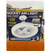 Image 2 : Socket Air Light by Bell+Howell with 2100 Lumens