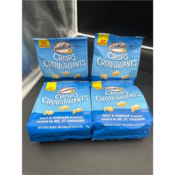 Goldfish Crisps Salt & Vinegar Flavor Baked Snack Crackers 4-Pack, 177g Each