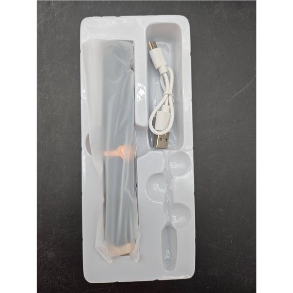 Electric Eyelash Curler With USB Charging Cable and Heat Settings