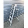 Image 2 : 6 Foot Aluminum Ladder