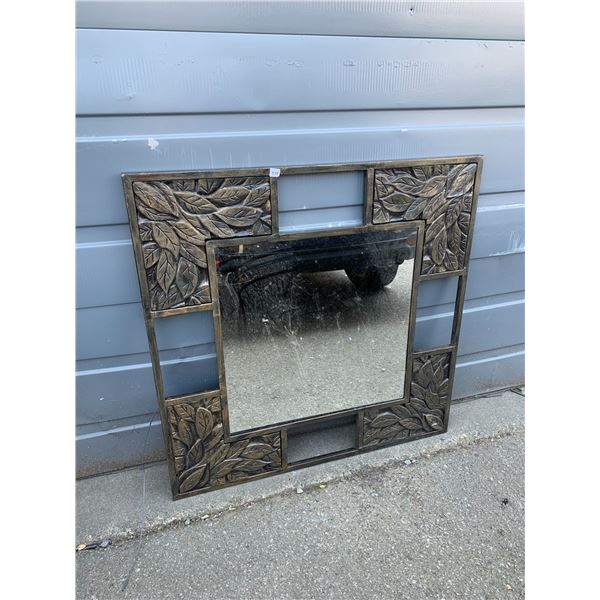 Decrotive Wall Mirror