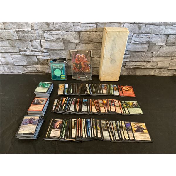 Lot of 500+ Magic the Gathering Trading Cards + Ultra Pro Lifepack Notepad + 65 Sleeves Pack