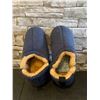 Image 1 : Men's Fuzzy Sherpa Slippers - Navy - Size 7-8