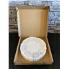 Image 1 : 10" Round Paper Doilies - White - Package 500
