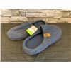 Image 1 : Mens Memory Foam Slippers with Arch Support - Size 12 Dark Blue