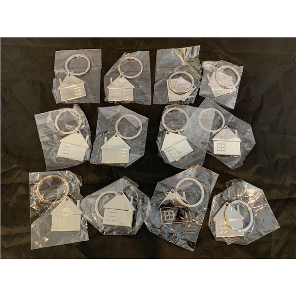 House-shaped Keychain - Silver - 12 pcs