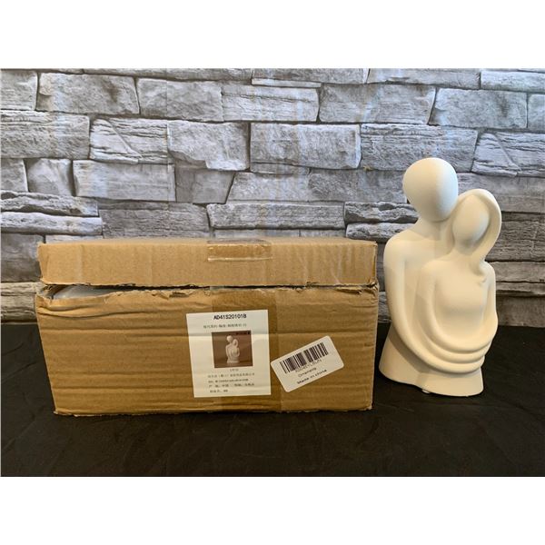 Love Statue - Hugging Couple - Ceramic Decor