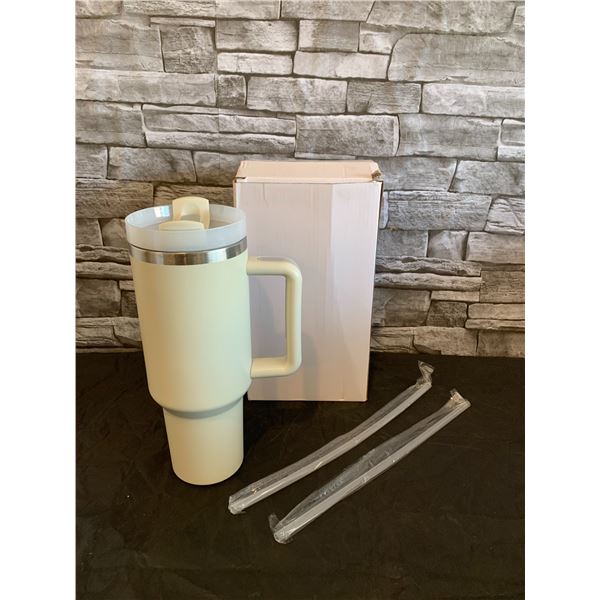 Insulated Tumbler with Handle - Dune Coloured - 40 oz