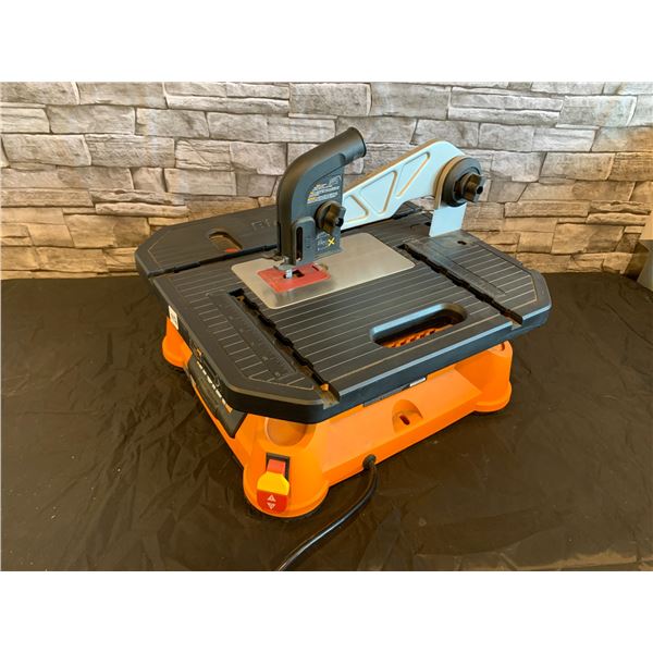Worx BladeRunner Portable Tabletop Saw - Model: WX572L - Works/ Like new