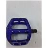 Image 3 : (2) Purple Bike Pedals